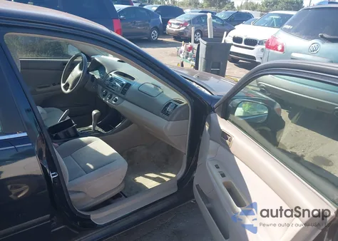 2003 Toyota Camry Le from USA, damaged, VIN 4T1BE32K83U228380